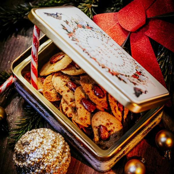 Boite métal garnie d'Ecussons de Montpellier